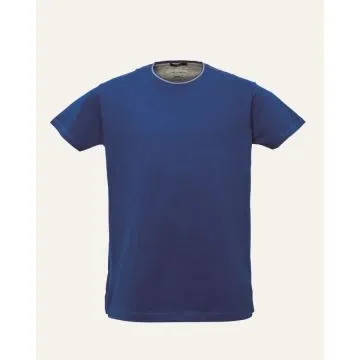 T-shirt truck